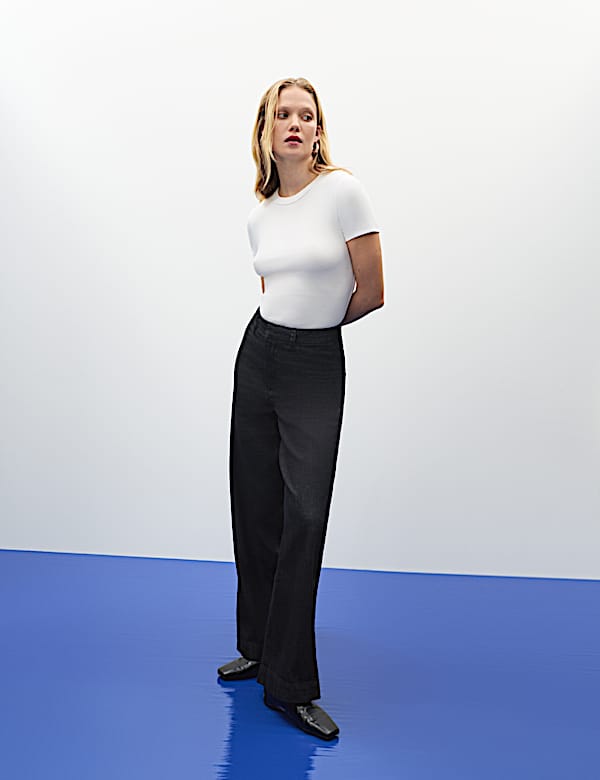 High Waisted Wide Leg Jeans - US