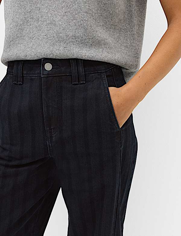 Mid Rise Striped Barrel Ankle Grazer Jeans - JO