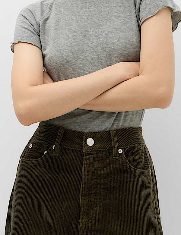 Pantalon coupe barrel en velours c&ocirc;tel&eacute; - CA