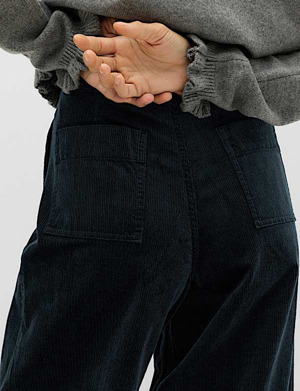 Pantalon coupe large en velours c&ocirc;tel&eacute; &agrave; nervures - CA