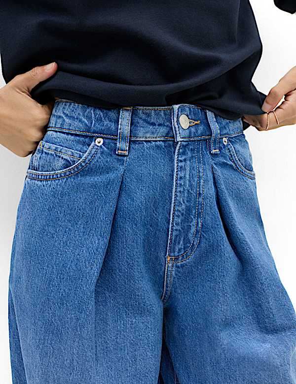 Jean taille haute coupe large &agrave; pli devant - CH