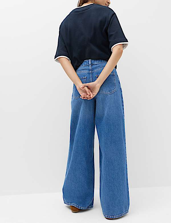 Jean taille haute coupe large &agrave; pli devant - CH