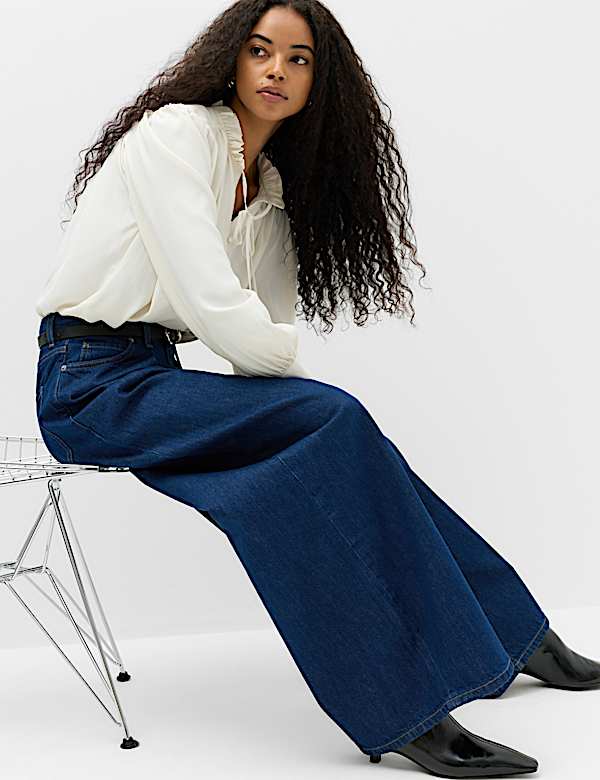 High Waisted Pleat Front Wide Leg Jeans - JO