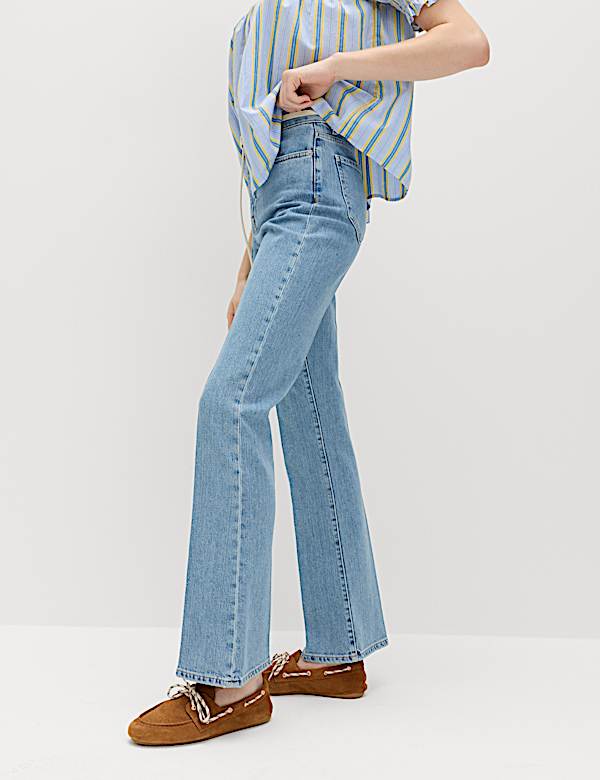 High Waisted Flared Jeans - CZ