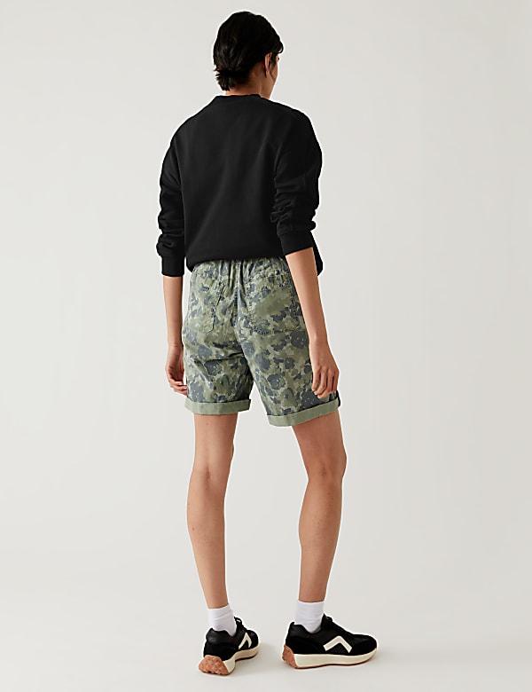 Lyocell Rich Cargo Camo Shorts
