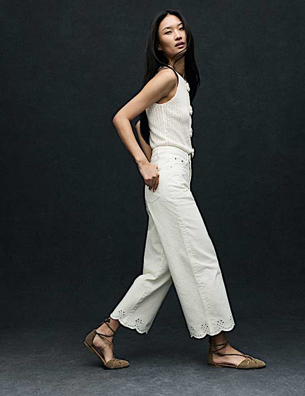 מכנסי ג'ינס 7/8 בגזרה רחבה וגבוהה עם רקמה - IL