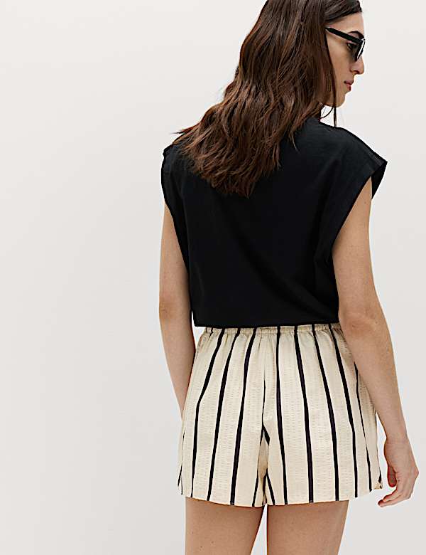 Cotton Blend Seersucker Striped Shorts - NO