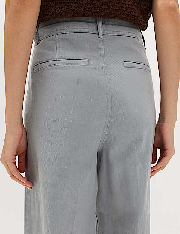 Patch-Taschen-Hose mit geradem Bein - AT