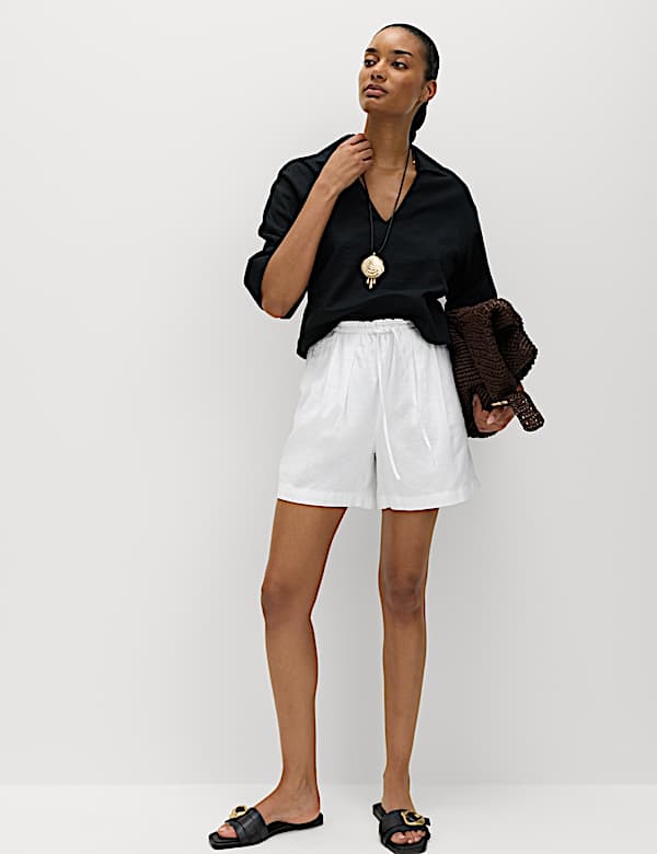 Linen Rich High Waisted Shorts