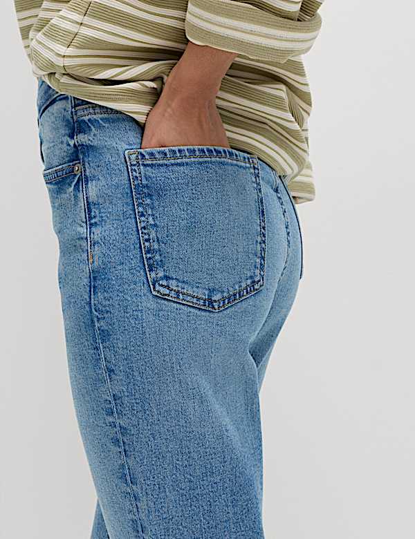 Schmal geschnittene Cropped-Jeans mit hohem Bund - DE