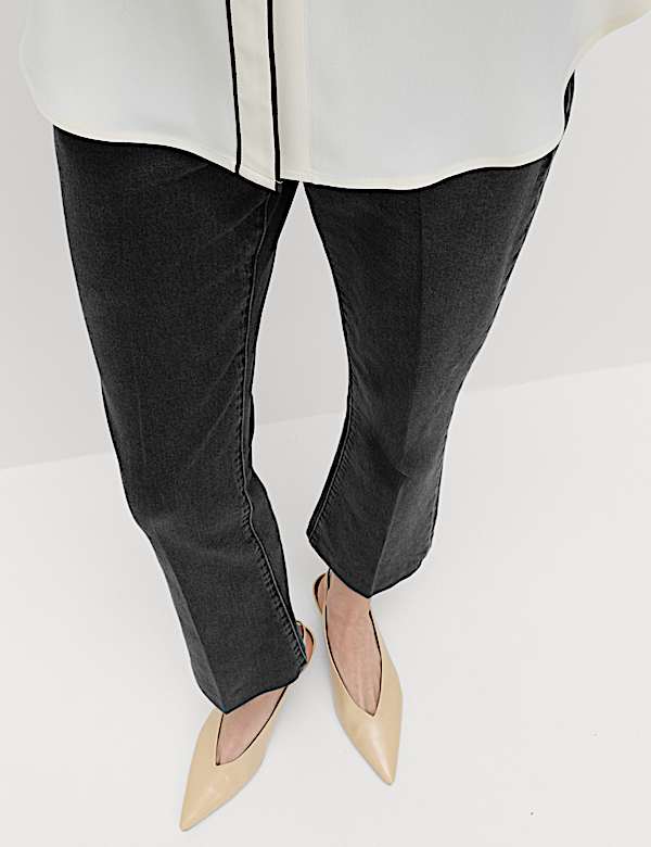 High Waisted Kickflare Cropped Jeans - AU