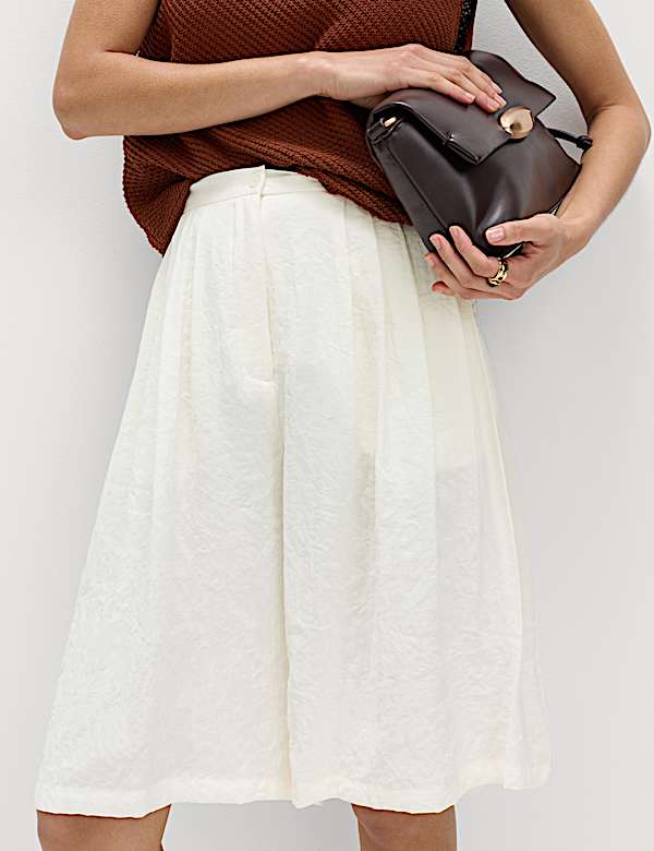 Short pliss&eacute; coupe longue - BE