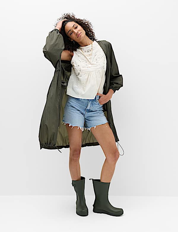 High Waisted Raw Hem Denim Shorts - AL