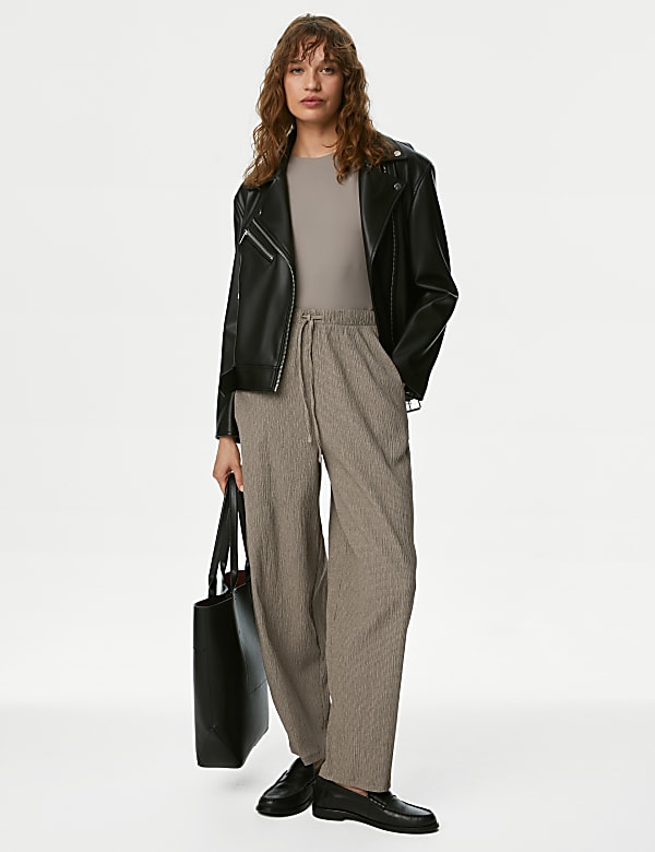 Carrot Leg Ankle Grazer Trousers - MV