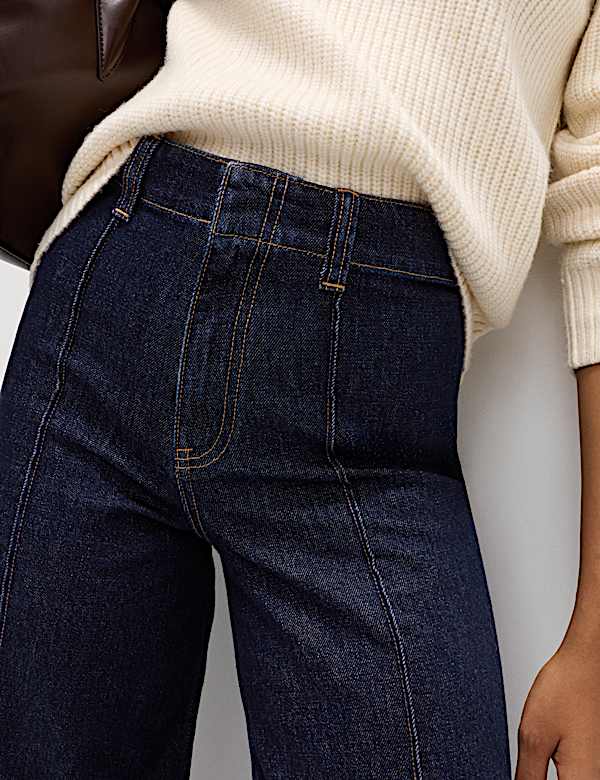 Knöchellange Jeans mit weitem Bein und Biesen - AT