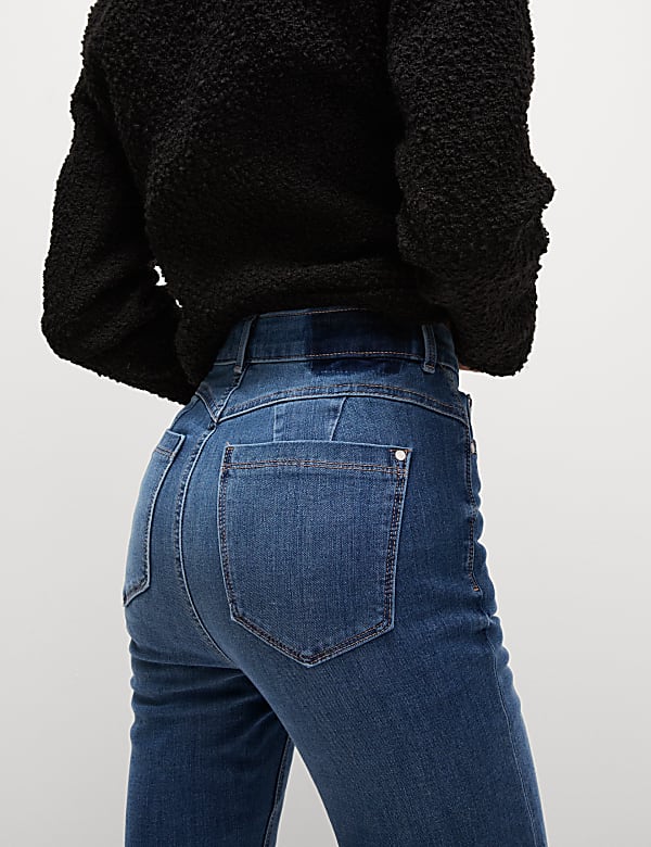 Lily Magic Shaping High Waisted Jeans