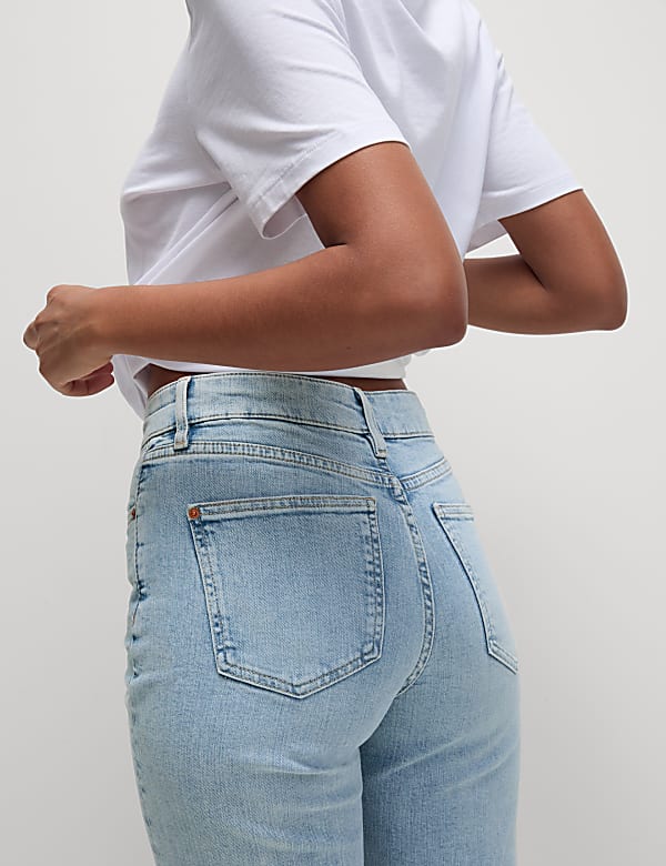 Boyfriend Ankle Grazer Jeans