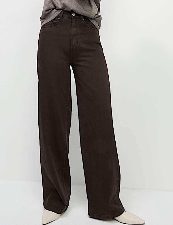The Wide-Leg Jeans