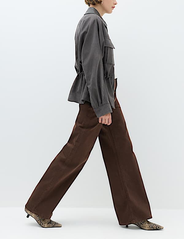 The Wide-Leg Jeans