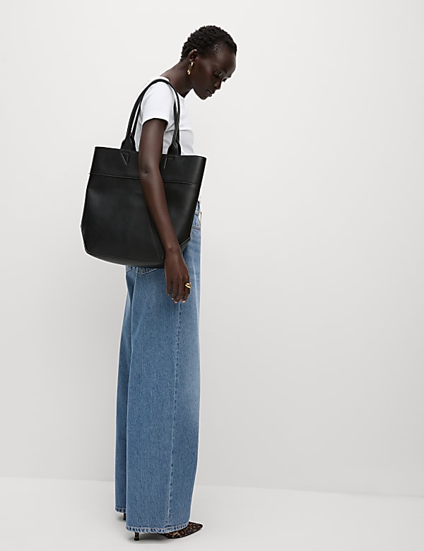 Mid Rise Wide Leg Jeans with Lyocell