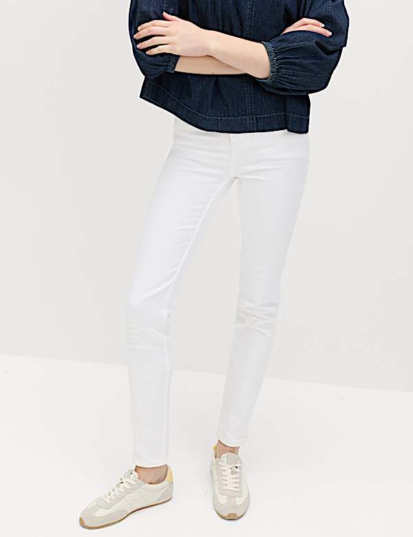 Lily Slim Fit Jeans