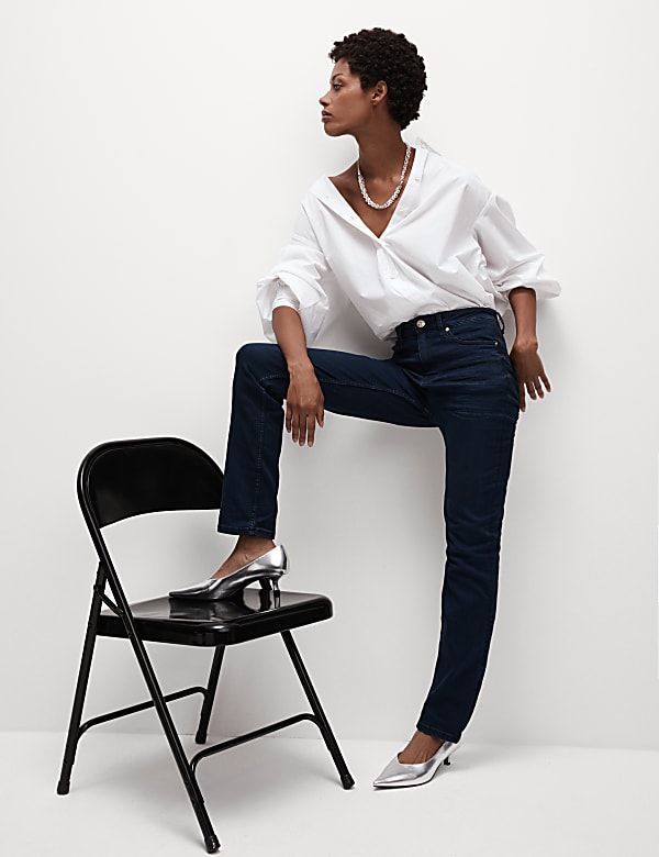 Sienna Straight Leg Jeans with Stretch - ES