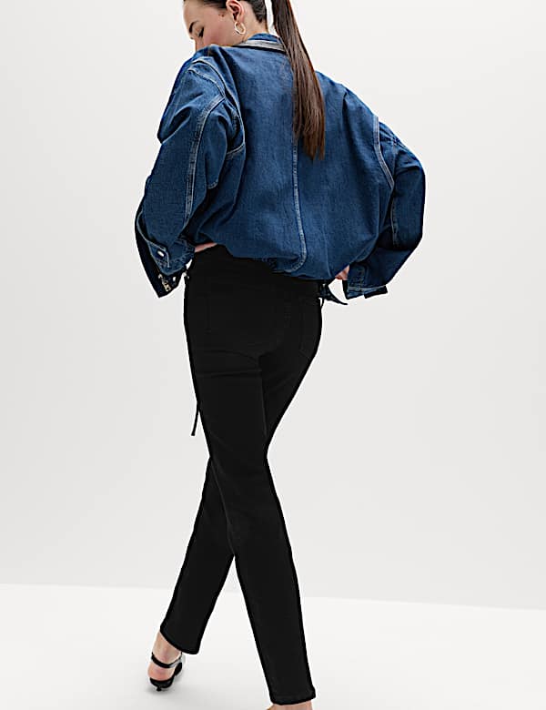 Sienna Straight Leg Jeans with Stretch