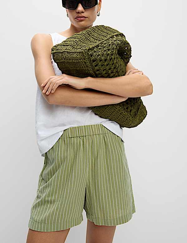 Pull On Shorts - GR