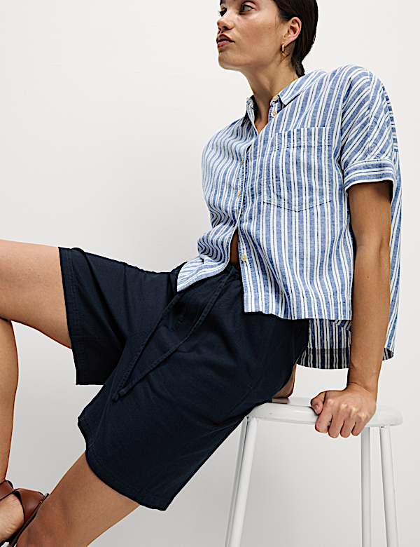 Linen Rich High Waisted Shorts