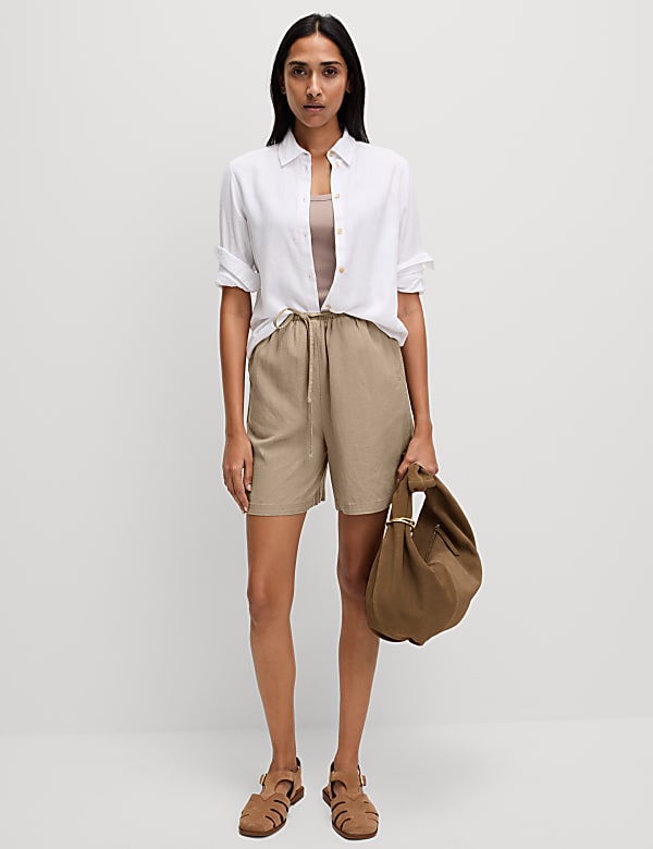 Linen Rich High Waisted Shorts