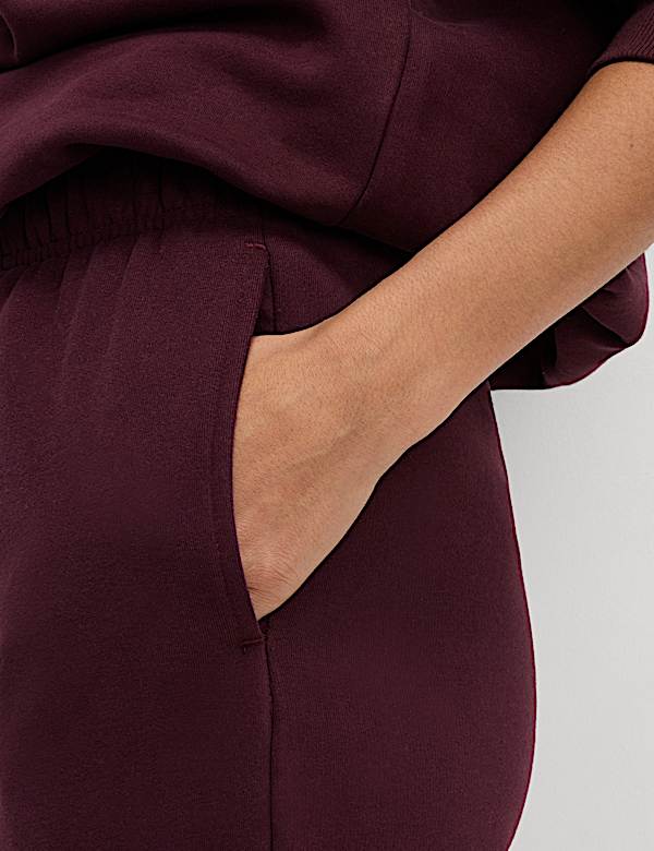 מכנסי טרנינג מבד עשיר בכותנה בגזרה רחבה עם שרוך הידוק - IL