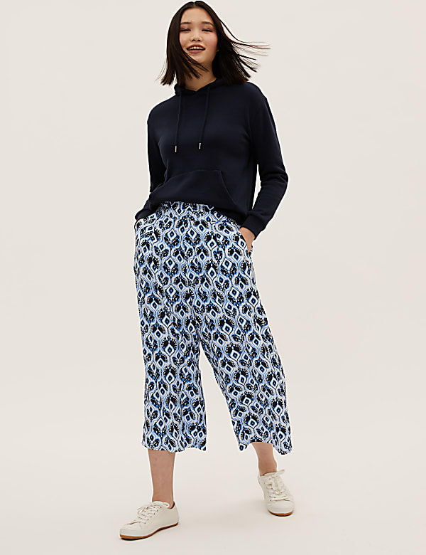 Printed Wide Leg Cropped Trousers