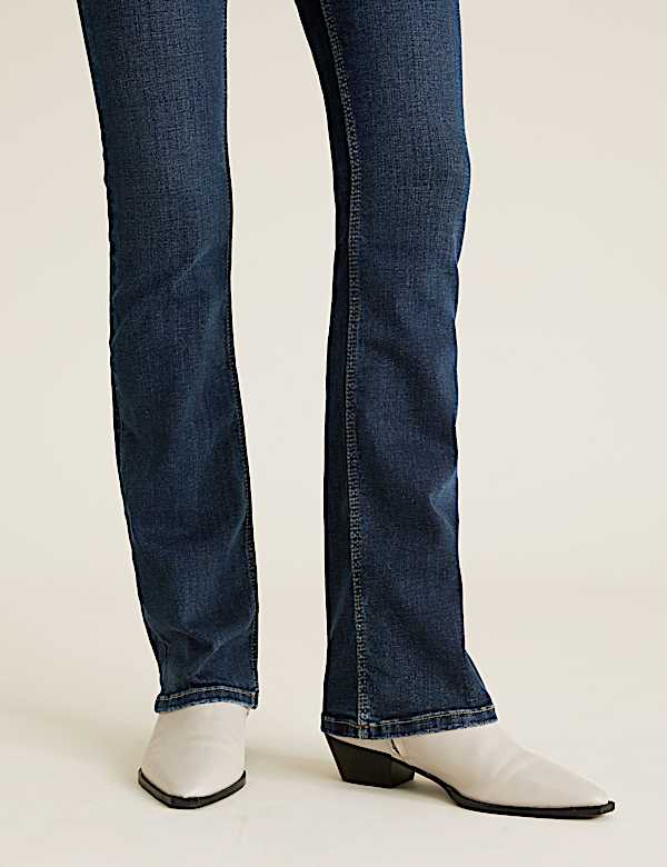 The Slim Flare Jeans
