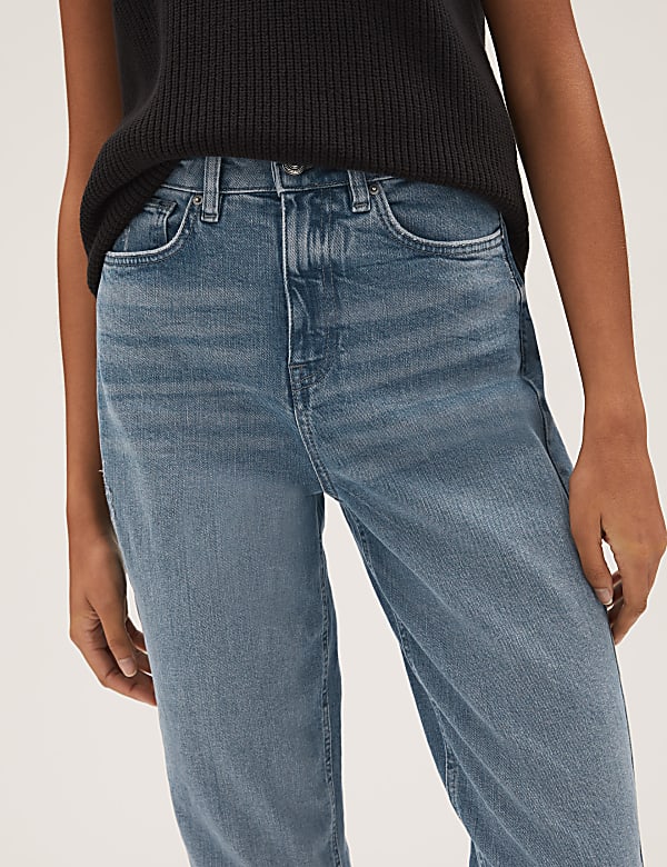 The Mom Jeans