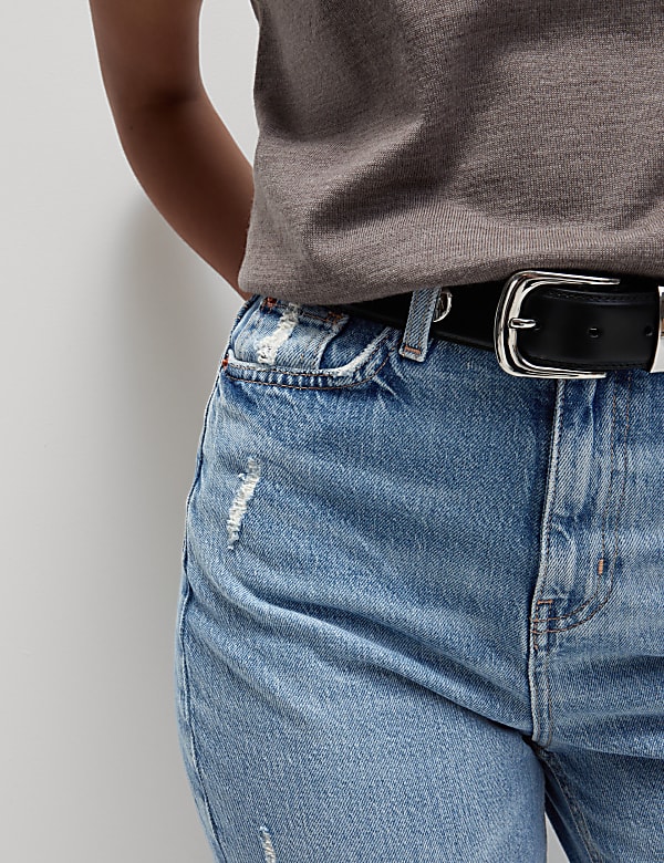 The Mom Jeans