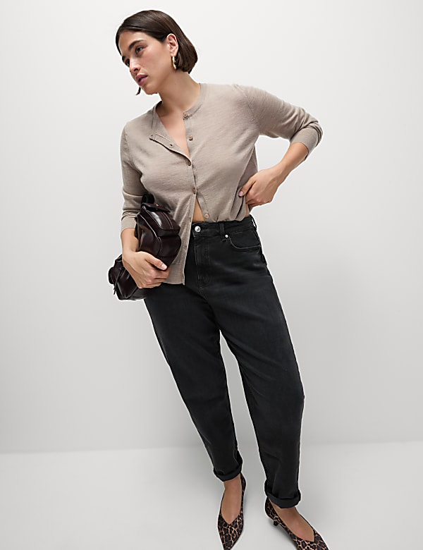 The Mom Jeans