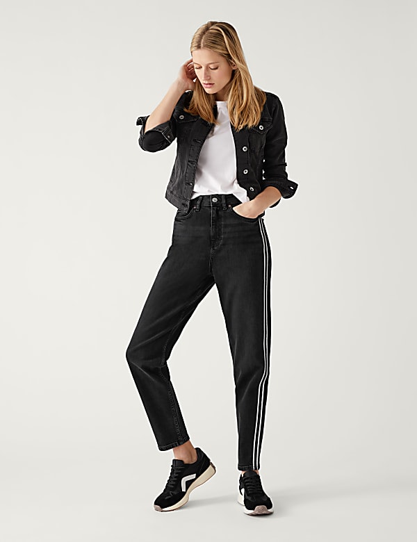The Mom Jeans