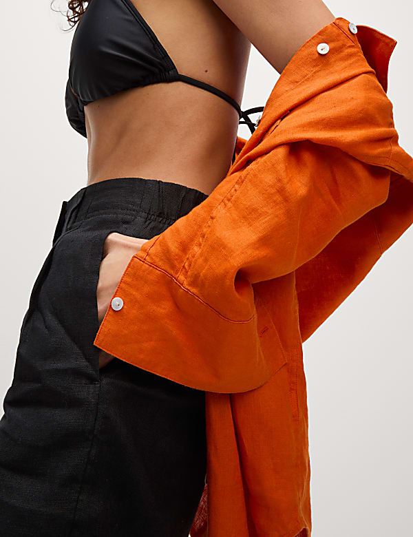 Hoch geschnittene Shorts aus reinem Leinen - DE