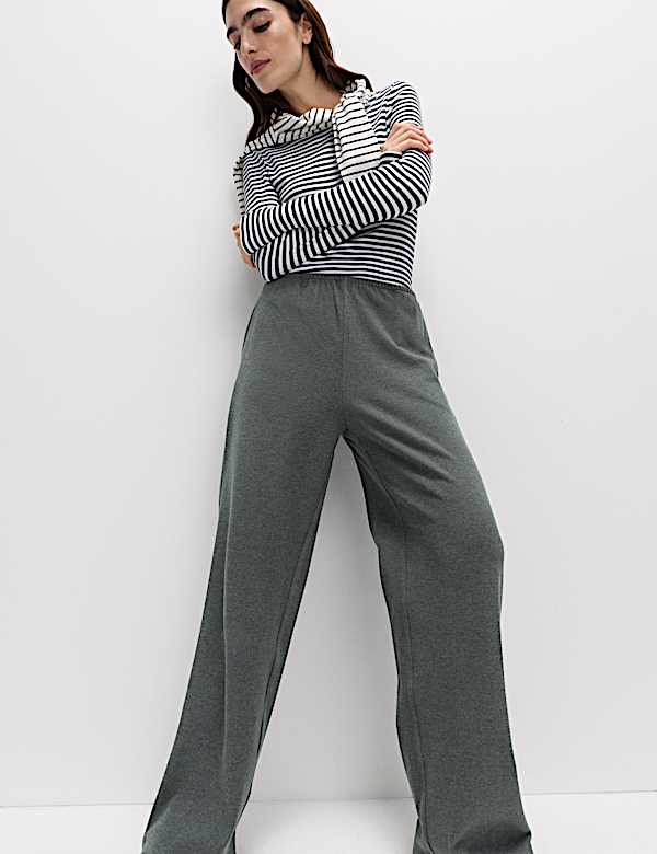 Pantal&oacute;n deportivo de pata ancha - US