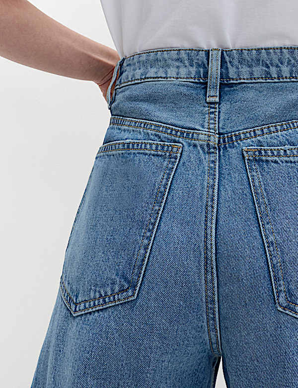 Mid Rise Barrel Jeans