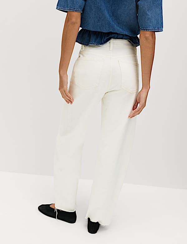 Mid Rise Barrel Jeans