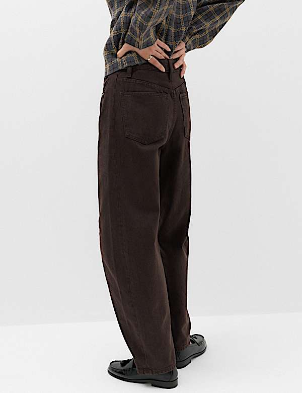 Mid Rise Barrel Jeans