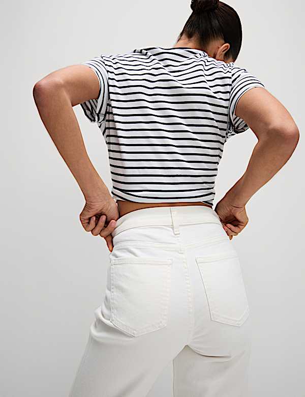 High Waisted Cropped Slim Fit Jeans - DE