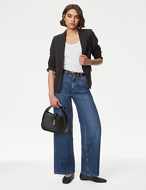 Slim Single Breasted Blazer