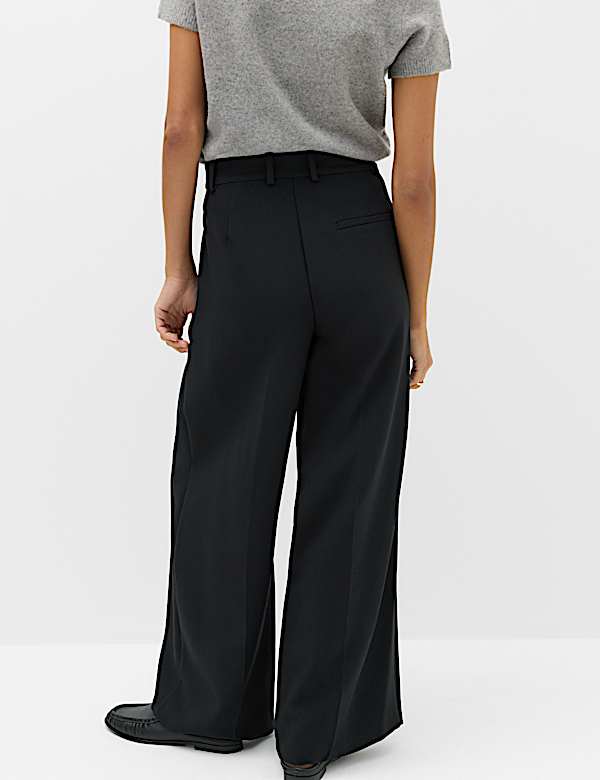 Single Pleat Wide Leg Trousers