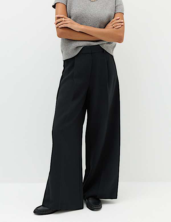 Single Pleat Wide Leg Trousers