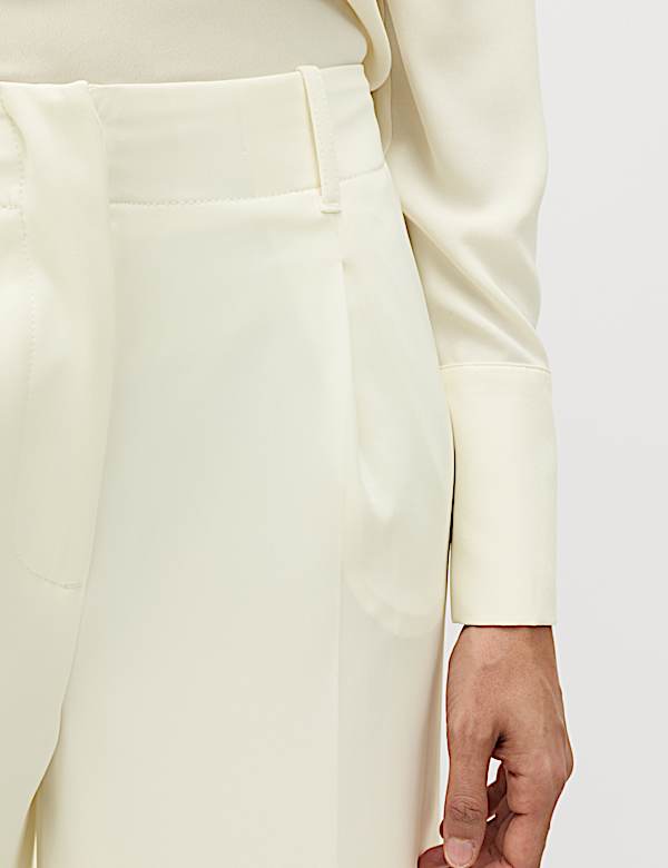 Broek met wijde pijpen en enkele plooi - NL