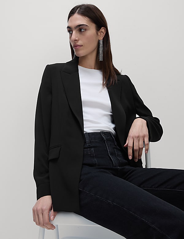 Relaxed Single Breasted Blazer