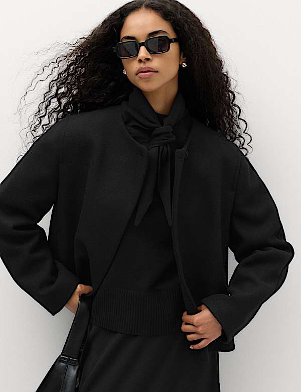 美品 MYLAN Collarless Short Jacket | Noir Collarless Short Button Through Jacket with Wool | BLACK | Jackets