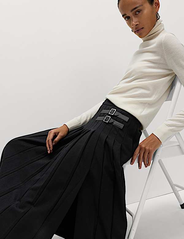 Pleated Side Split Maxi Skirt - AT